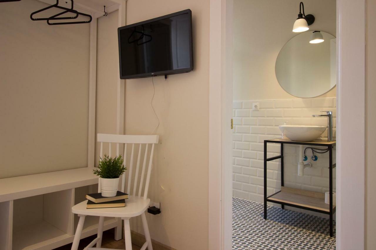 Hostal Lierganes Fluviarium Rooms Exterior foto