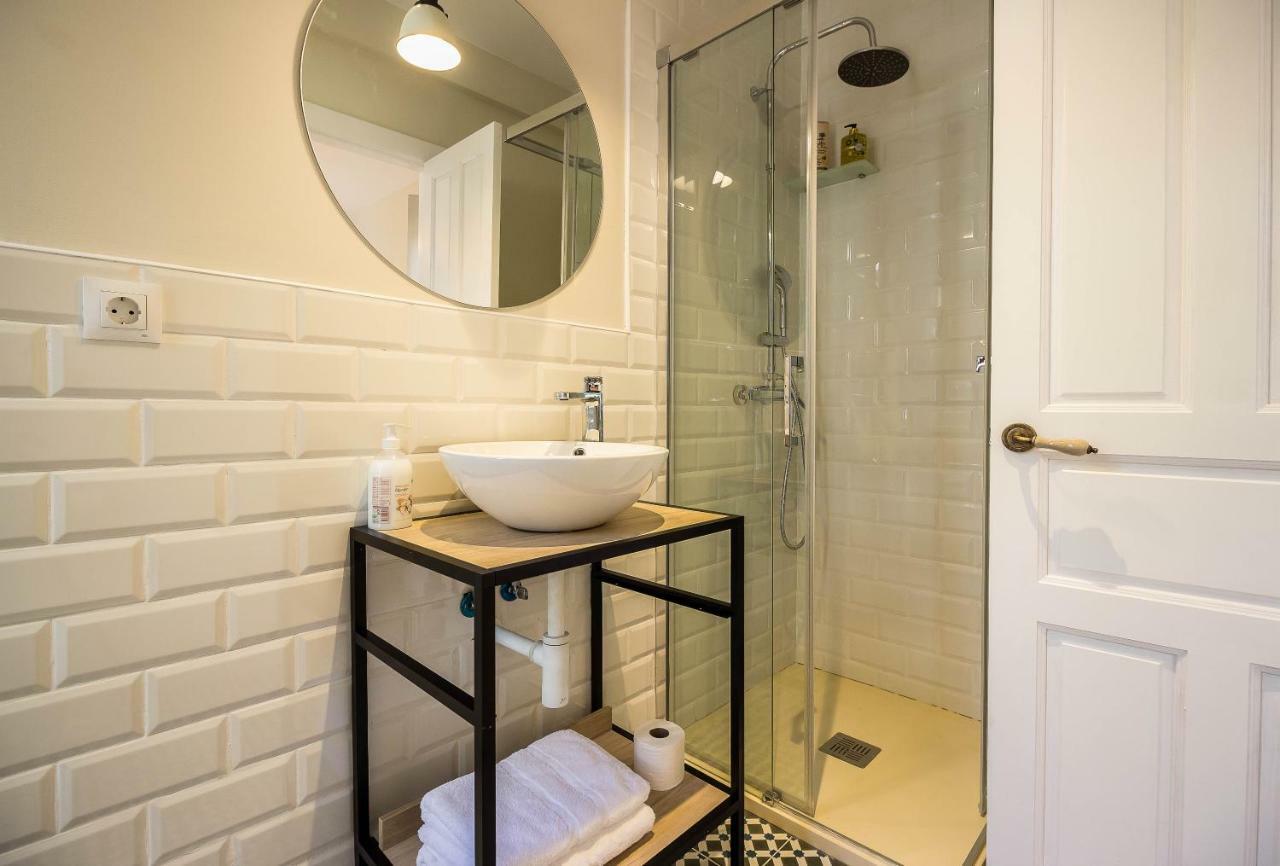 Hostal Lierganes Fluviarium Rooms Exterior foto